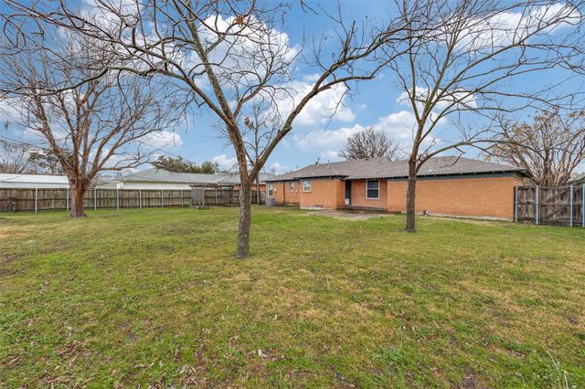 1708 Arrow Lane, Garland, TX 75042