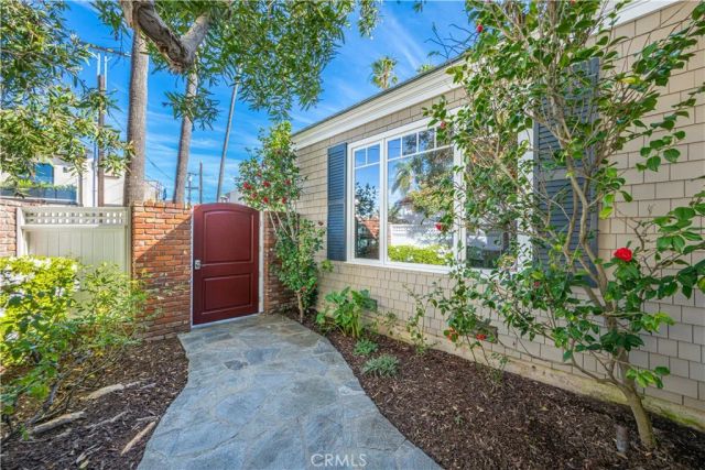 33 Palermo Walk, Long Beach, CA 90803