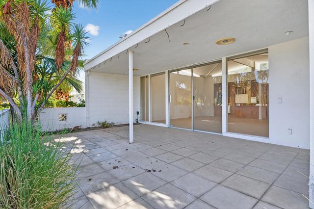 2472 S Palm Canyon Drive, Palm Springs, CA 92264