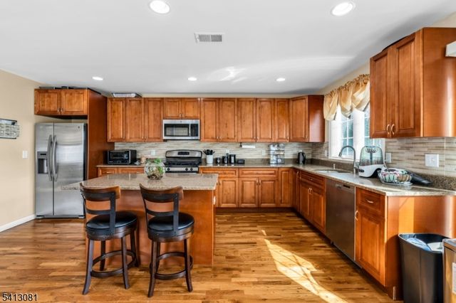 226 Pennsylvania Railroad A, Linden City, NJ 07036