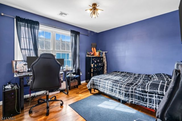 226 Pennsylvania Railroad A, Linden City, NJ 07036