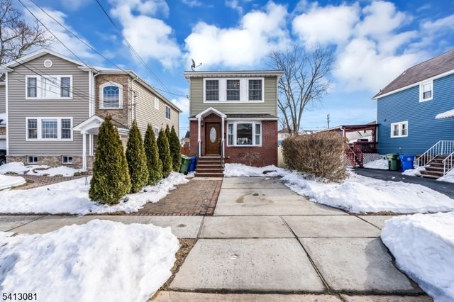 226 Pennsylvania Railroad A, Linden City, NJ 07036