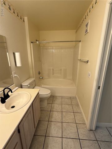 5710 East Tropicana Avenue 1007, Las Vegas, NV 89122