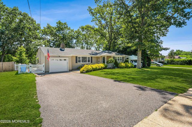 469 River Terrace, Toms River, NJ 08755