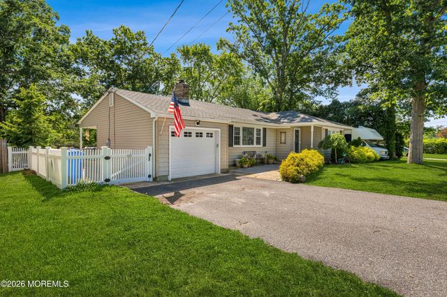 469 River Terrace, Toms River, NJ 08755