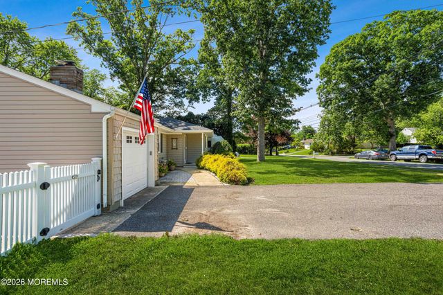 469 River Terrace, Toms River, NJ 08755