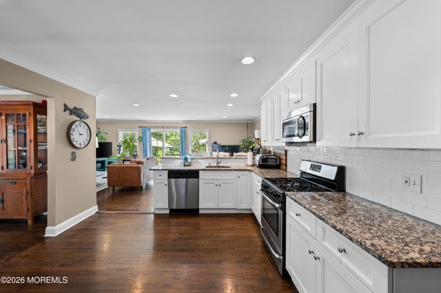 469 River Terrace, Toms River, NJ 08755