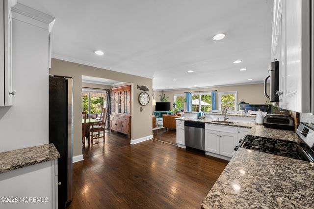 469 River Terrace, Toms River, NJ 08755