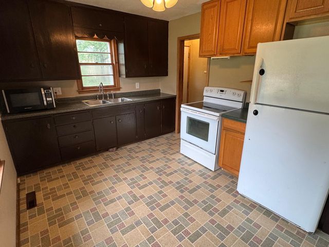 2100 14th Street SE, Rochester, MN 55904