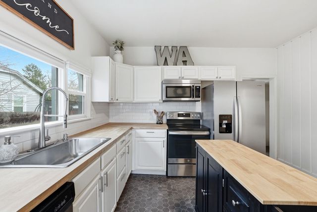 1208 W Providence Ave, Spokane, WA 99205