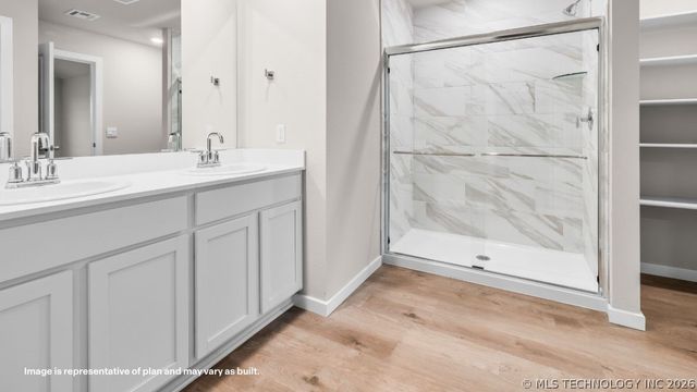 1704 S 22nd Street, Broken Arrow, OK 74011