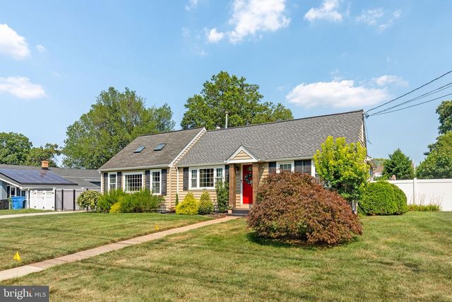 309 WOODLAND AVE, Cherry Hill, NJ 08002