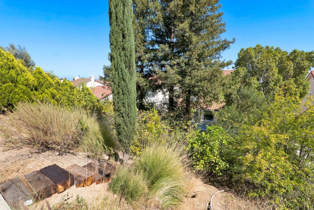 Image 35 of property listing at 19715 Eagle Ridge, Porter Ranch, CA 91326