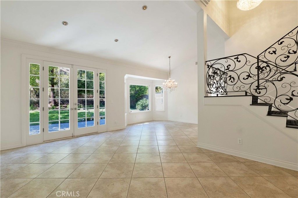 Image 5 of property listing at 19715 Eagle Ridge, Porter Ranch, CA 91326