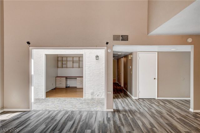 2620 San Lago Court, Las Vegas, NV 89121