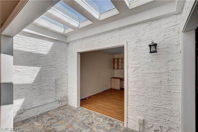 2620 San Lago Court, Las Vegas, NV 89121