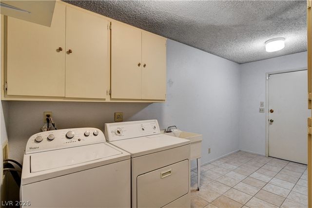 2620 San Lago Court, Las Vegas, NV 89121