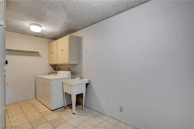 2620 San Lago Court, Las Vegas, NV 89121