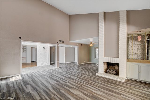 2620 San Lago Court, Las Vegas, NV 89121