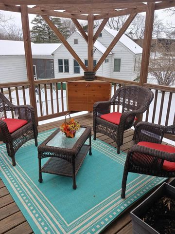 2914 Hambrecht Road, Middleton, WI 53562