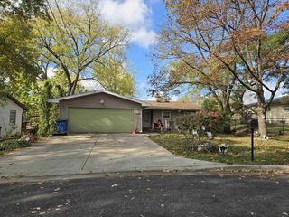 2914 Hambrecht Road, Middleton, WI 53562