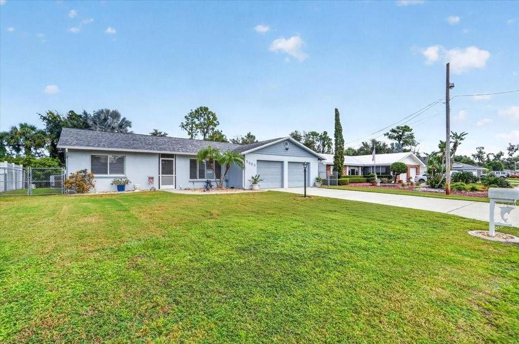 5503 18TH AVENUE E, BRADENTON, FL 34208 — photo 2