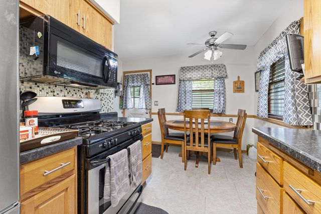 6701 Regent Avenue N, Brooklyn Center, MN 55429