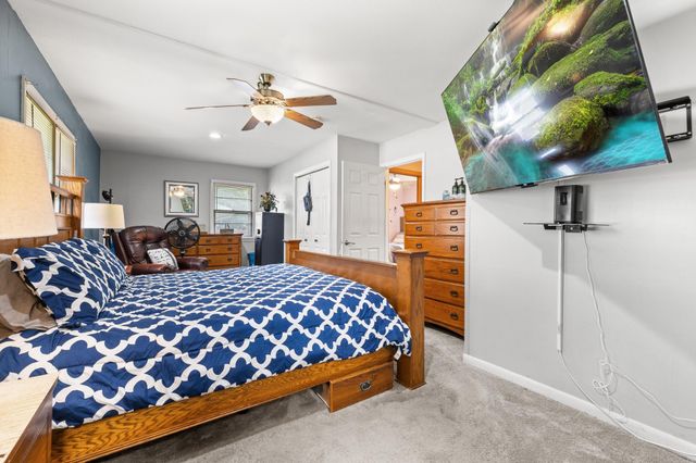 6701 Regent Avenue N, Brooklyn Center, MN 55429