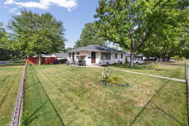 6701 Regent Avenue N, Brooklyn Center, MN 55429