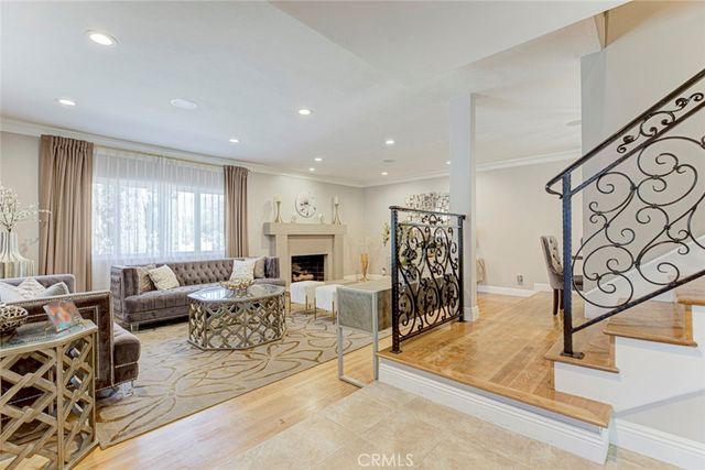 1523 Colina Drive, Glendale, CA 91208