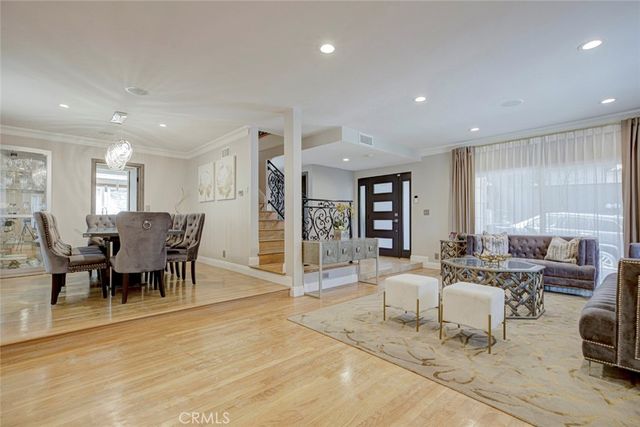1523 Colina Drive, Glendale, CA 91208