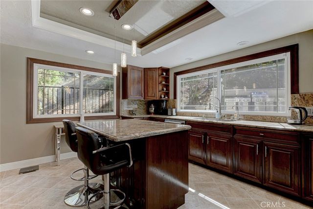 1523 Colina Drive, Glendale, CA 91208