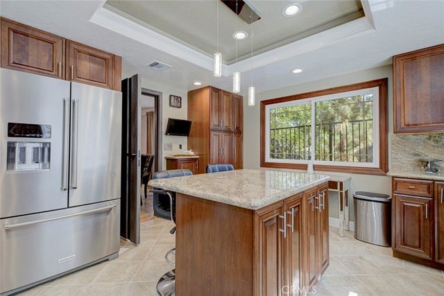 1523 Colina Drive, Glendale, CA 91208