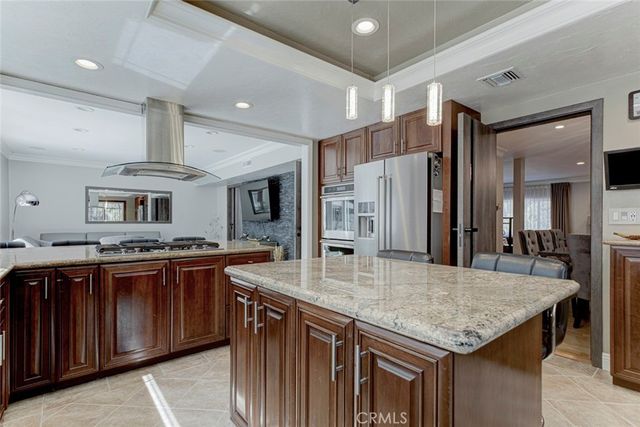 1523 Colina Drive, Glendale, CA 91208