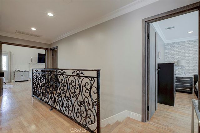 1523 Colina Drive, Glendale, CA 91208