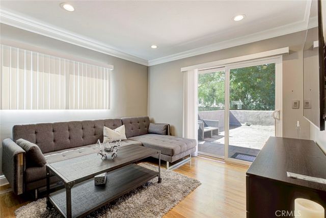 1523 Colina Drive, Glendale, CA 91208