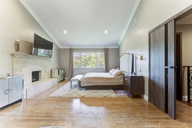 1523 Colina Drive, Glendale, CA 91208