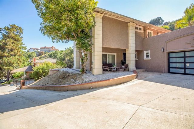 1523 Colina Drive, Glendale, CA 91208