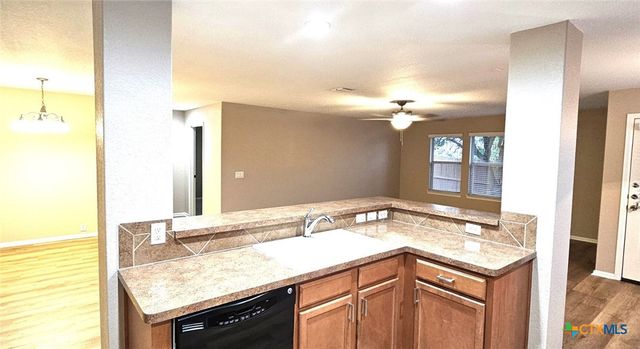 6046 Mule Deer, Schertz, TX 78108