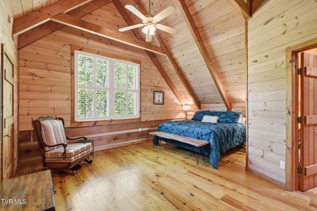 351 Ivy Wood Lane, Mountain City, TN 37683