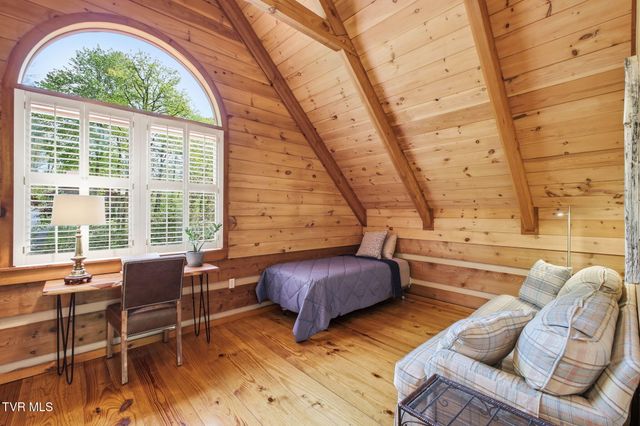 351 Ivy Wood Lane, Mountain City, TN 37683
