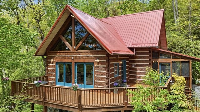 351 Ivy Wood Lane, Mountain City, TN 37683