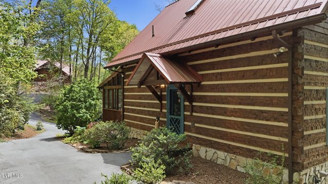351 Ivy Wood Lane, Mountain City, TN 37683