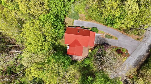 351 Ivy Wood Lane, Mountain City, TN 37683