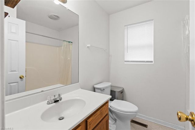 555 Brown Stone Court, Kernersville, NC 27284