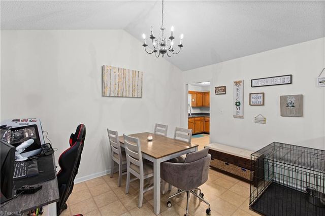 555 Brown Stone Court, Kernersville, NC 27284