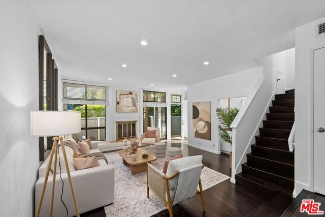 1425 Stanford Street 5, Santa Monica, CA 90404