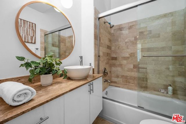 1425 Stanford Street 5, Santa Monica, CA 90404
