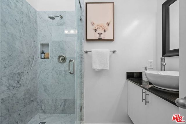 1425 Stanford Street 5, Santa Monica, CA 90404