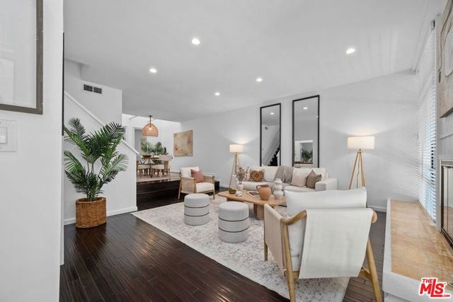 1425 Stanford Street 5, Santa Monica, CA 90404
